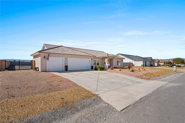 4621 Honey Locust Drive, Pahrump, NV 89061