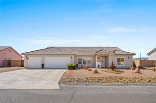 4621 Honey Locust Drive, Pahrump, NV 89061