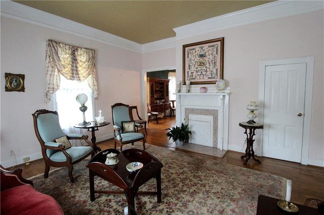30 Sessions NW Street, Marietta, GA 30060