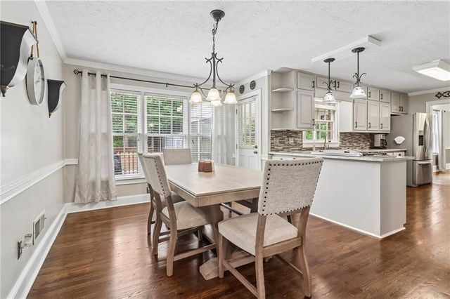 914 Newcastle Drive SW, Lilburn, GA 30047
