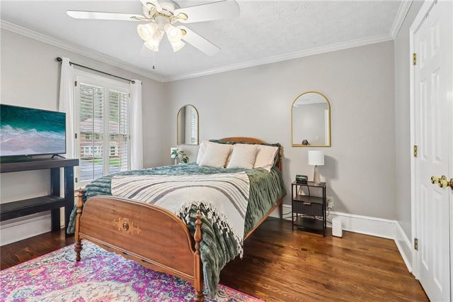 914 Newcastle Drive SW, Lilburn, GA 30047