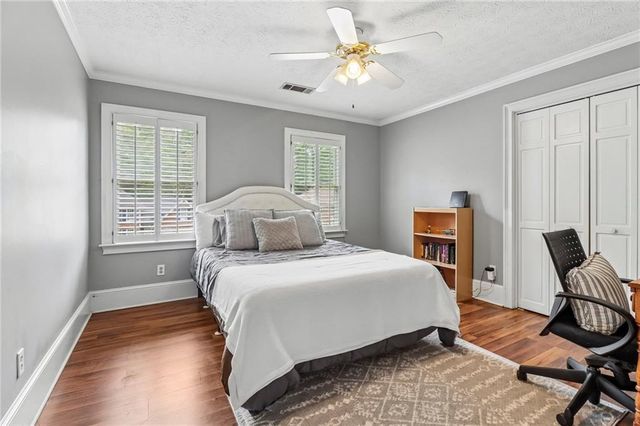 914 Newcastle Drive SW, Lilburn, GA 30047