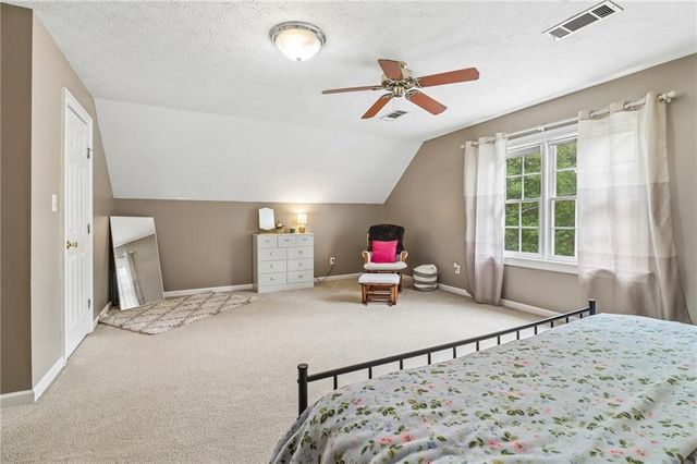 914 Newcastle Drive SW, Lilburn, GA 30047