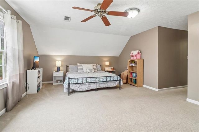 914 Newcastle Drive SW, Lilburn, GA 30047