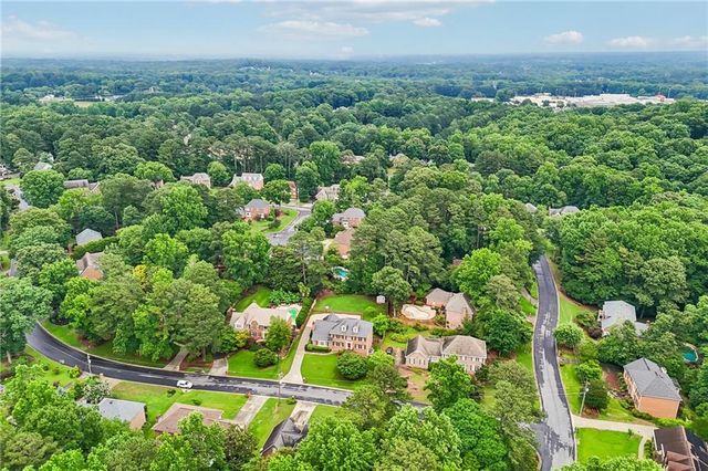 914 Newcastle Drive SW, Lilburn, GA 30047