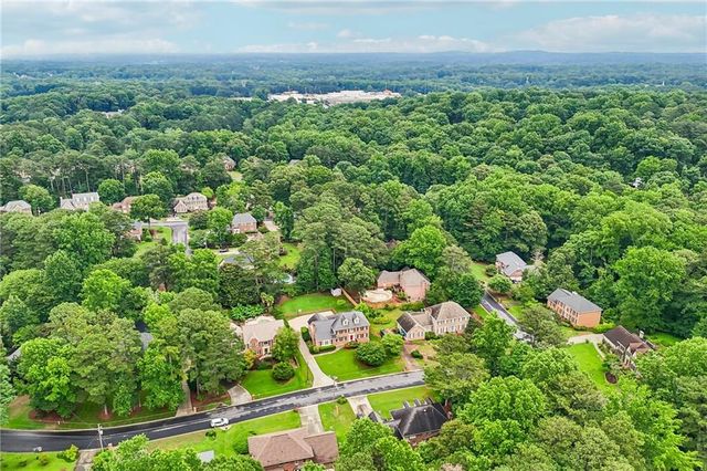 914 Newcastle Drive SW, Lilburn, GA 30047