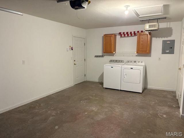 902 Pine Avenue, Warrenton, MO 63383