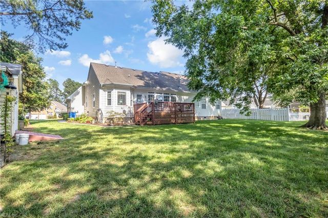 504 Dorothy CT, Chesapeake, VA 23323