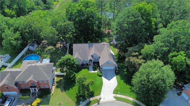 504 Dorothy CT, Chesapeake, VA 23323