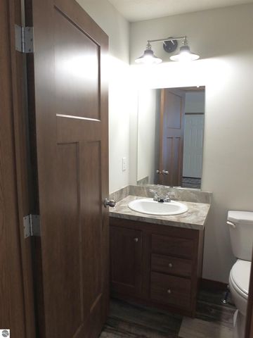 639 Hawthorne Lane, Traverse City, MI 49686