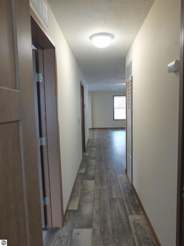 639 Hawthorne Lane, Traverse City, MI 49686