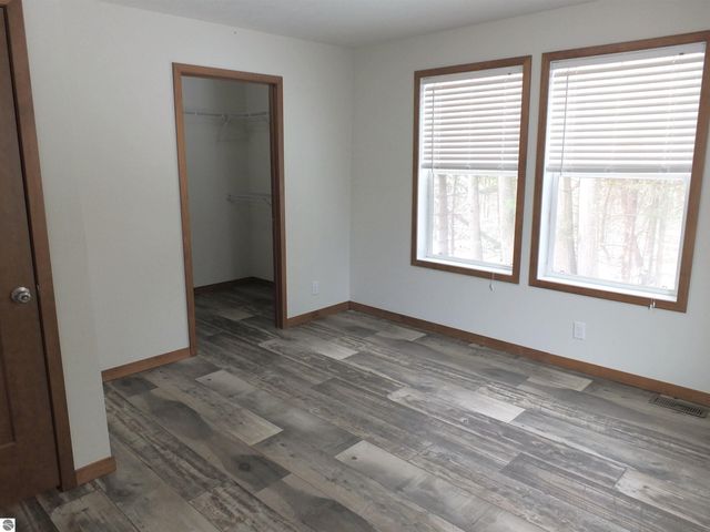 639 Hawthorne Lane, Traverse City, MI 49686