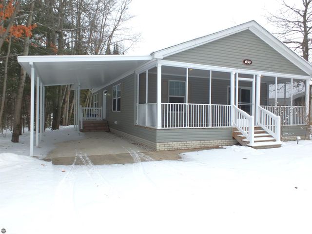 639 Hawthorne Lane, Traverse City, MI 49686
