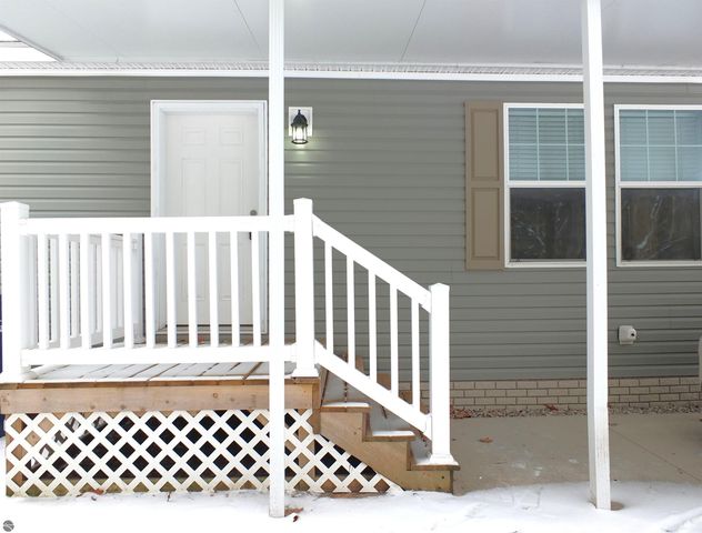 639 Hawthorne Lane, Traverse City, MI 49686