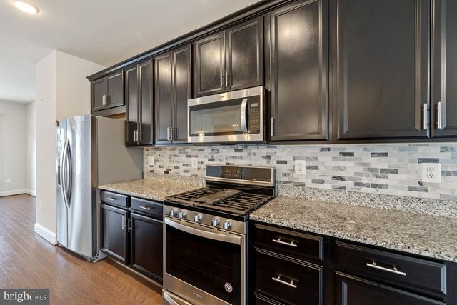 1953 GREENBRIAR HALL RD, Dumfries, VA 22026