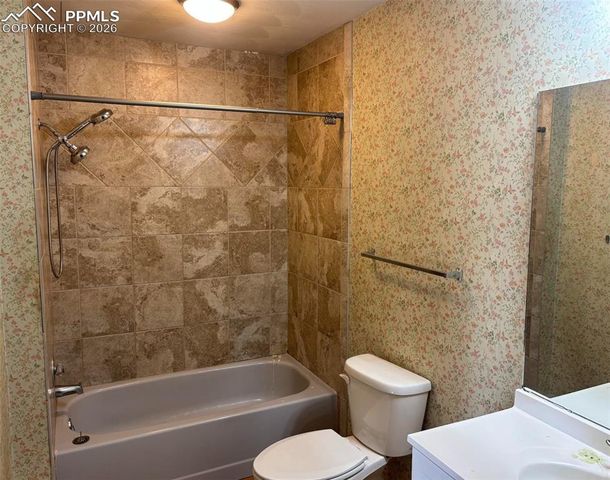 3550 Summer Breeze Drive, Colorado Springs, CO 80918