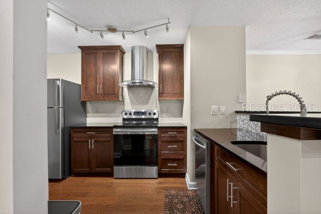 50 Pebble Beach Cv Apt E110, Bluffton, SC 29910