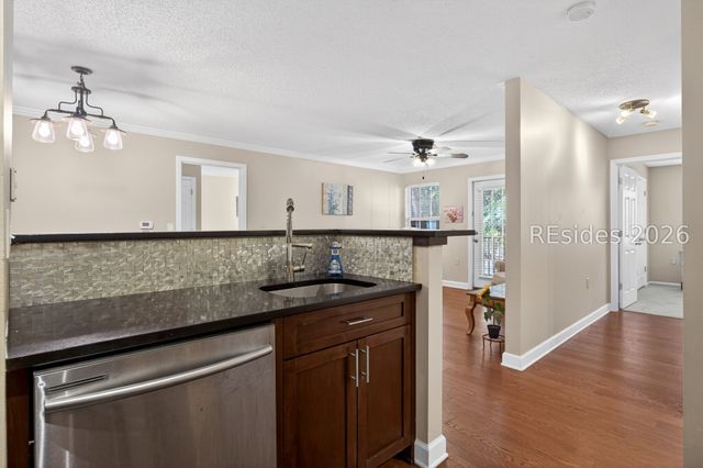 50 Pebble Beach Cv Apt E110, Bluffton, SC 29910