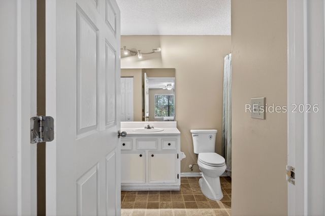 50 Pebble Beach Cv Apt E110, Bluffton, SC 29910