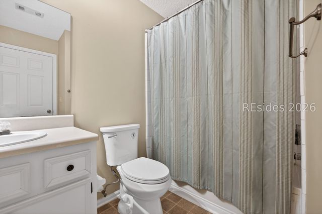 50 Pebble Beach Cv Apt E110, Bluffton, SC 29910