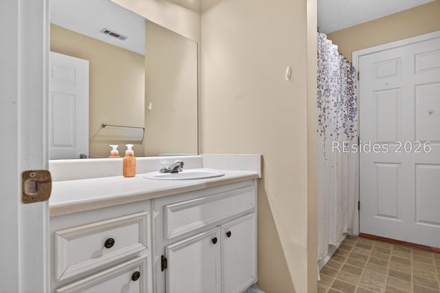 50 Pebble Beach Cv Apt E110, Bluffton, SC 29910