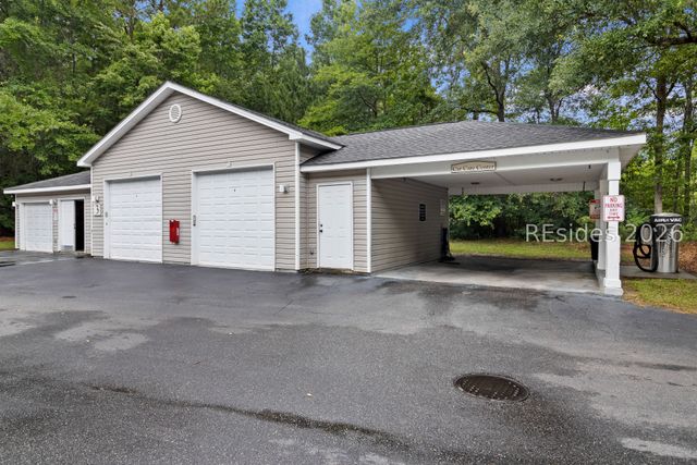 50 Pebble Beach Cv Apt E110, Bluffton, SC 29910