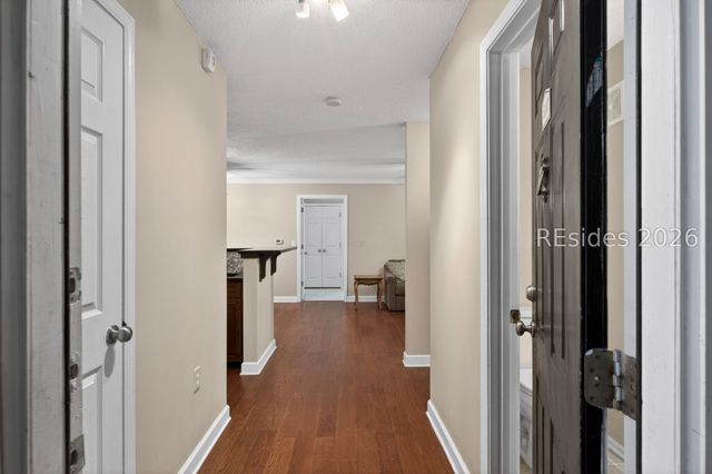 50 Pebble Beach Cv Apt E110, Bluffton, SC 29910