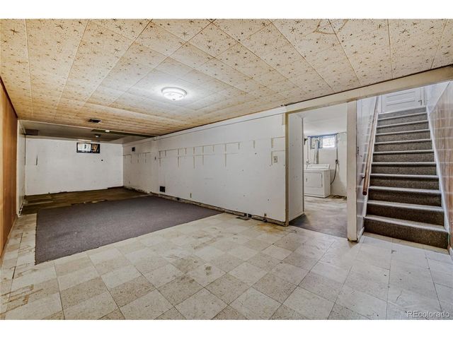 6040 Marshall Ct, Arvada, CO 80003