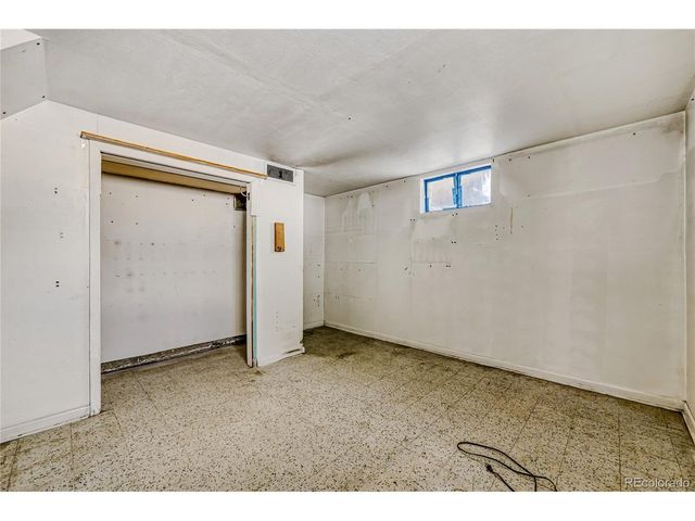 6040 Marshall Ct, Arvada, CO 80003