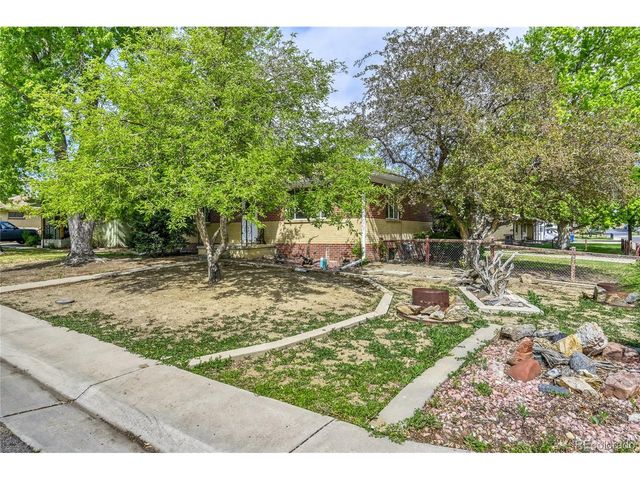 6040 Marshall Ct, Arvada, CO 80003