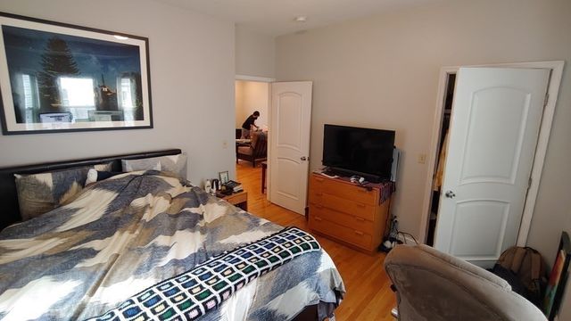 33 Eastburn St 1, Boston, MA 02135