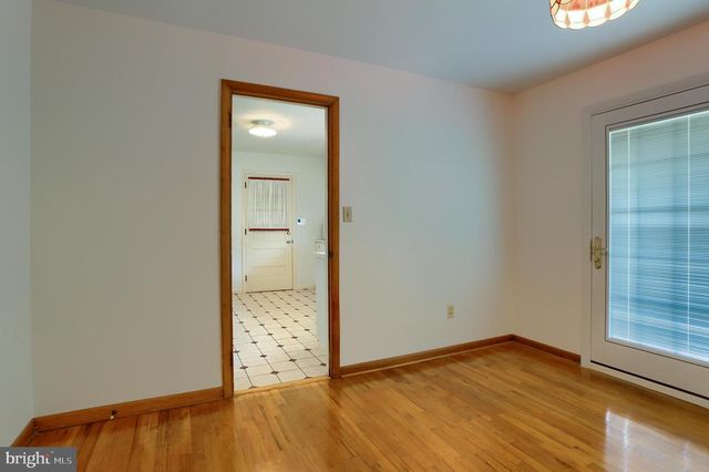 26 AMHERST DR, Camp Hill, PA 17011