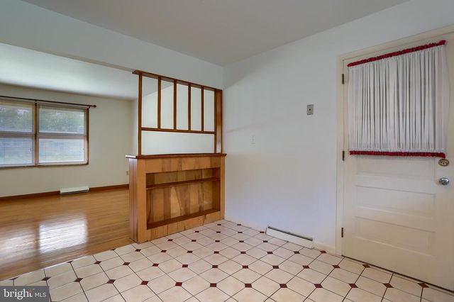 26 AMHERST DR, Camp Hill, PA 17011