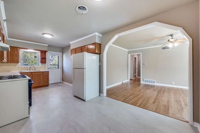 2631 Danny Lane, Farmers Branch, TX 75234