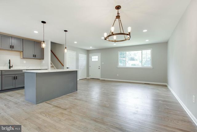 10301 BLOOM DR, Damascus, MD 20872