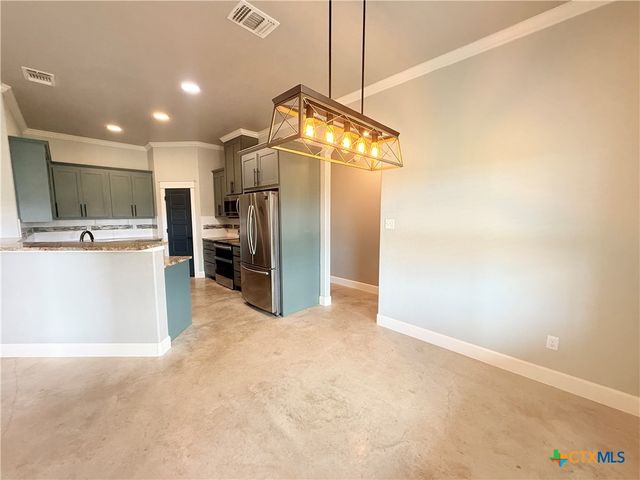 788 County Road 3100, Kempner, TX 76539