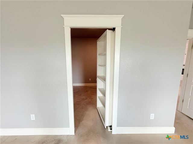 788 County Road 3100, Kempner, TX 76539