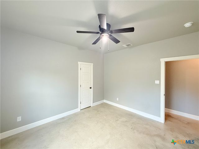 788 County Road 3100, Kempner, TX 76539