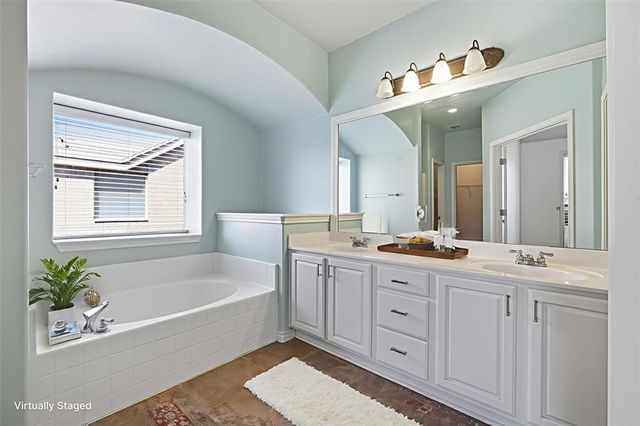 123 Justin Leonard DR, Round Rock, TX 78664