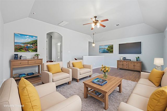 123 Justin Leonard DR, Round Rock, TX 78664