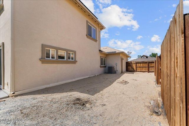 2267 Hayfield Lane, Fernley, NV 89408