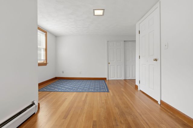 11 Grover St, Beverly, MA 01915
