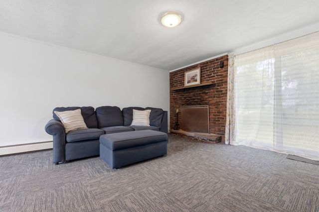 11 Grover St, Beverly, MA 01915