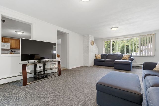 11 Grover St, Beverly, MA 01915