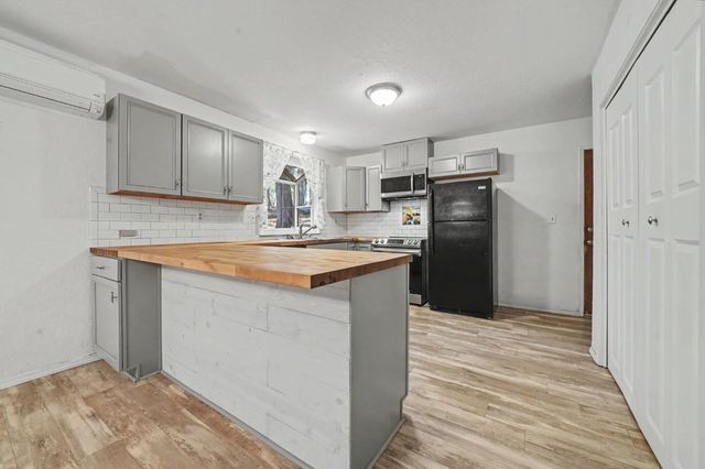 16927 Mckenzie Dr, Pioneer, CA 95666