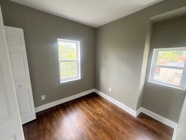 358 Pointview Rd, Brentwood, PA 15227