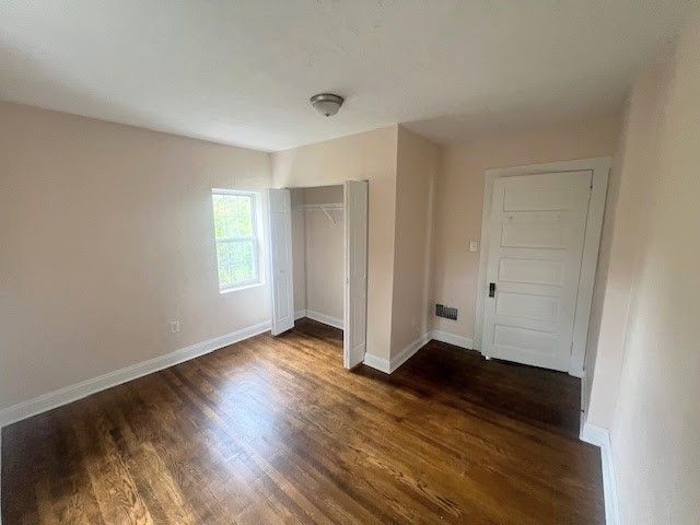 358 Pointview Rd, Brentwood, PA 15227