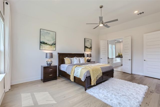 704 PALAMOS DR, Leander, TX 78641