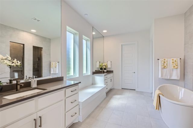 704 PALAMOS DR, Leander, TX 78641
