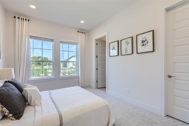704 PALAMOS DR, Leander, TX 78641